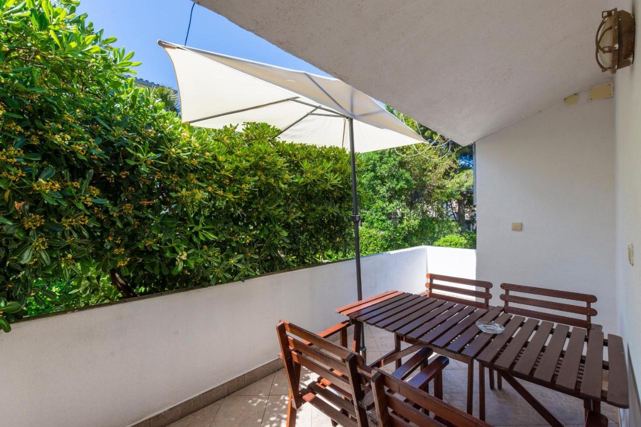 Janus Apartments Jelsa  Exterior foto