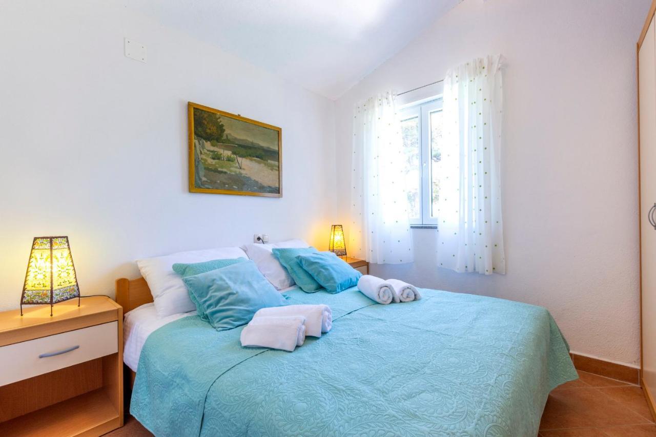 Janus Apartments Jelsa  Exterior foto