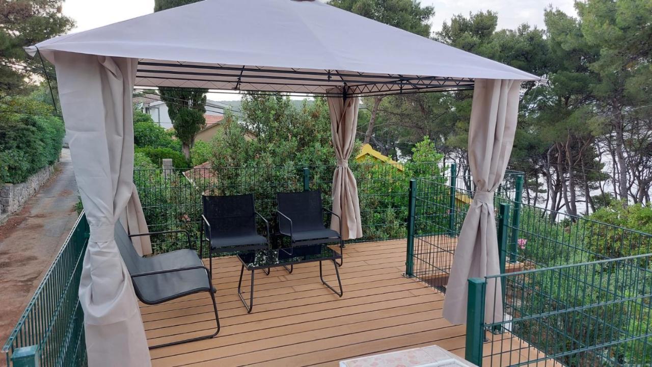 Janus Apartments Jelsa  Exterior foto